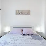 D'hotes Au Bougainvillier فندق مبيت وإفطار 3*