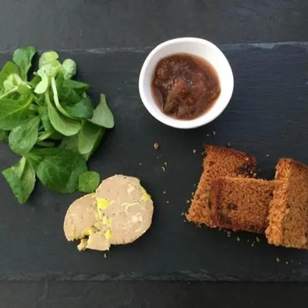 Alojamento de Acomodação e Pequeno-almoço D'hotes Au Bougainvillier 3*