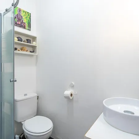 Alojamento de Acomodação e Pequeno-almoço D'hotes Au Bougainvillier